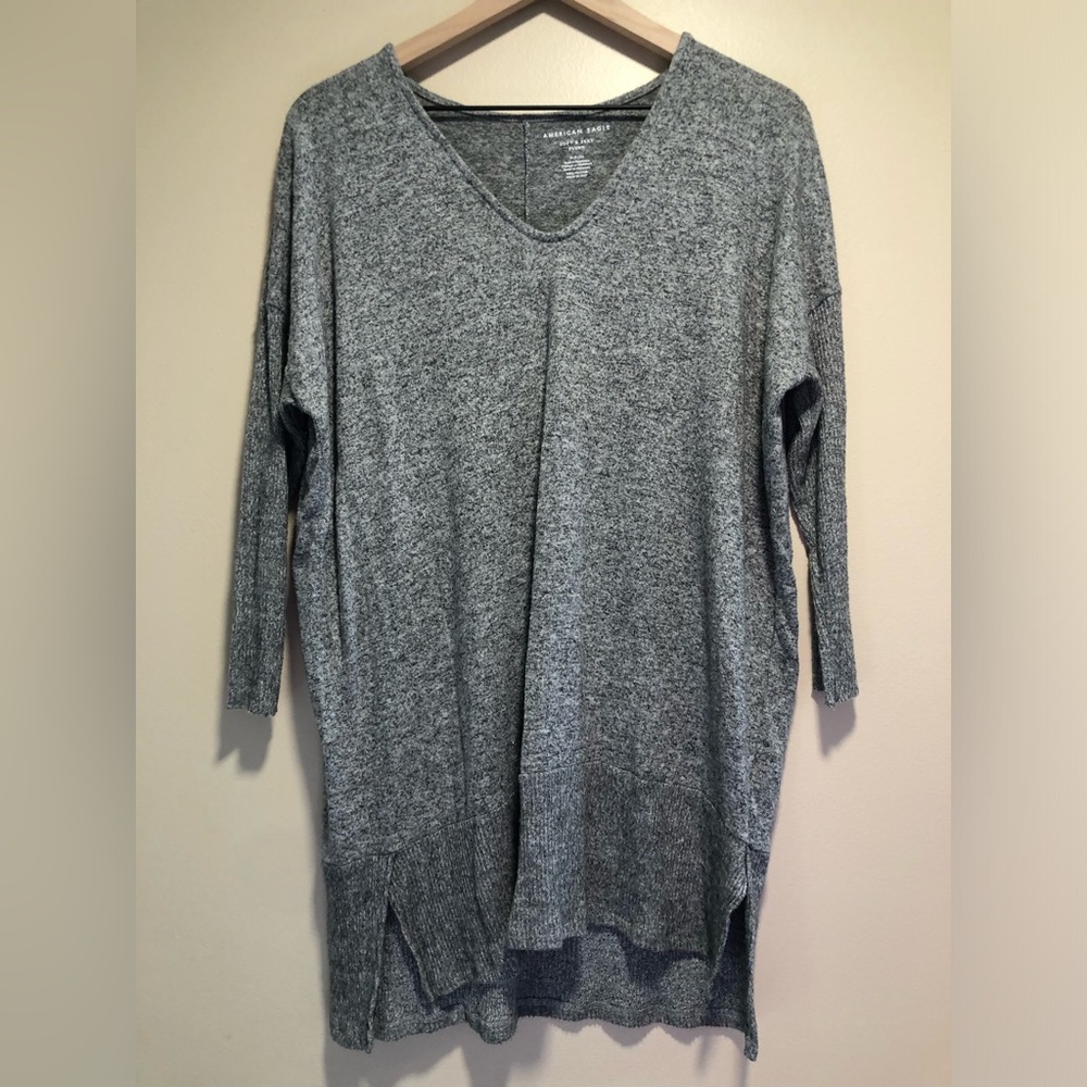 American Eagle Soft & Sexy Plush Gray Sweater size small